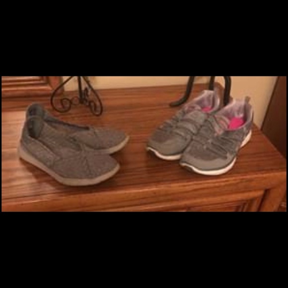 Two pairs of Bob and Skechers shoes - Picture 1 of 4